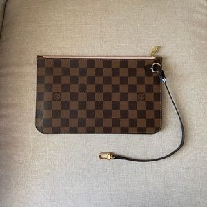 Louis Vuitton Pochette